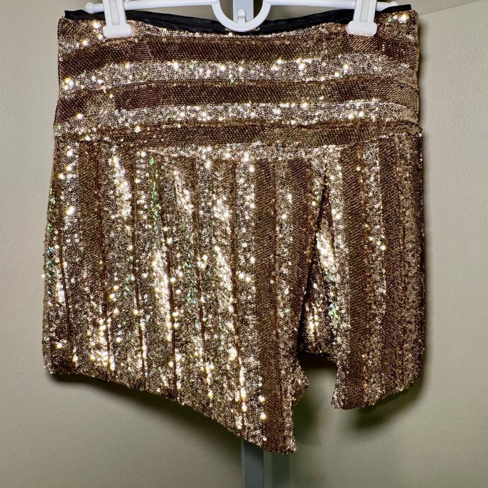 Venus Gold Sequin Asymmetrical Wrap Mini Skort Shorts Womens Size 4 Party Glam